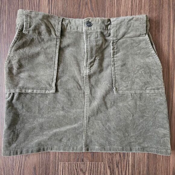 Route 66 Vintage Y2K Dusty Sage Green Soft Corduroy Mini Skirt 4 Fall Autumn - Picture 6 of 7
